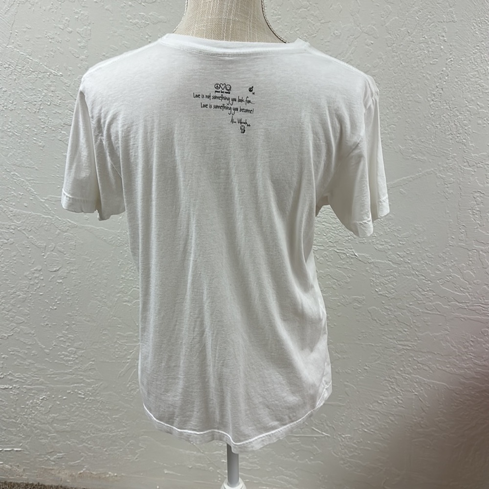 Peace love world t shirt - Picture 4 of 8